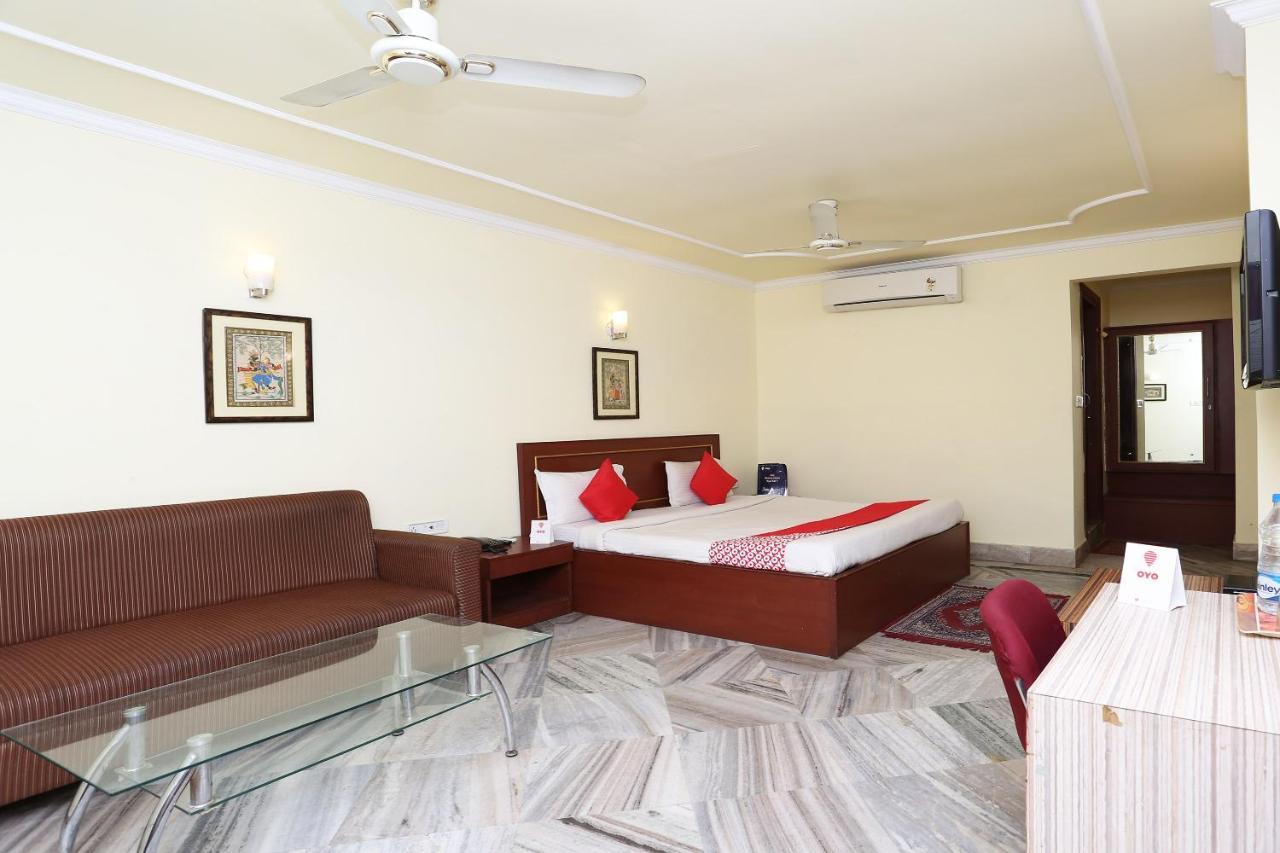 Oyo 4209 Maurya Inn Bhubaneswar Exterior foto